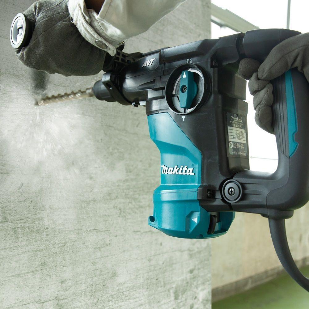 Rotomartillo SDS-PLUS 30mm 1.050W Makita HR3011FCWJ-2