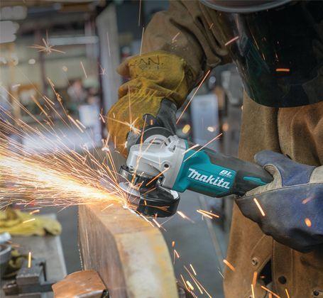 Esmeril Angular 4-1/2'' 18 Volt + Batería 4 Ah Makita Dga455-2