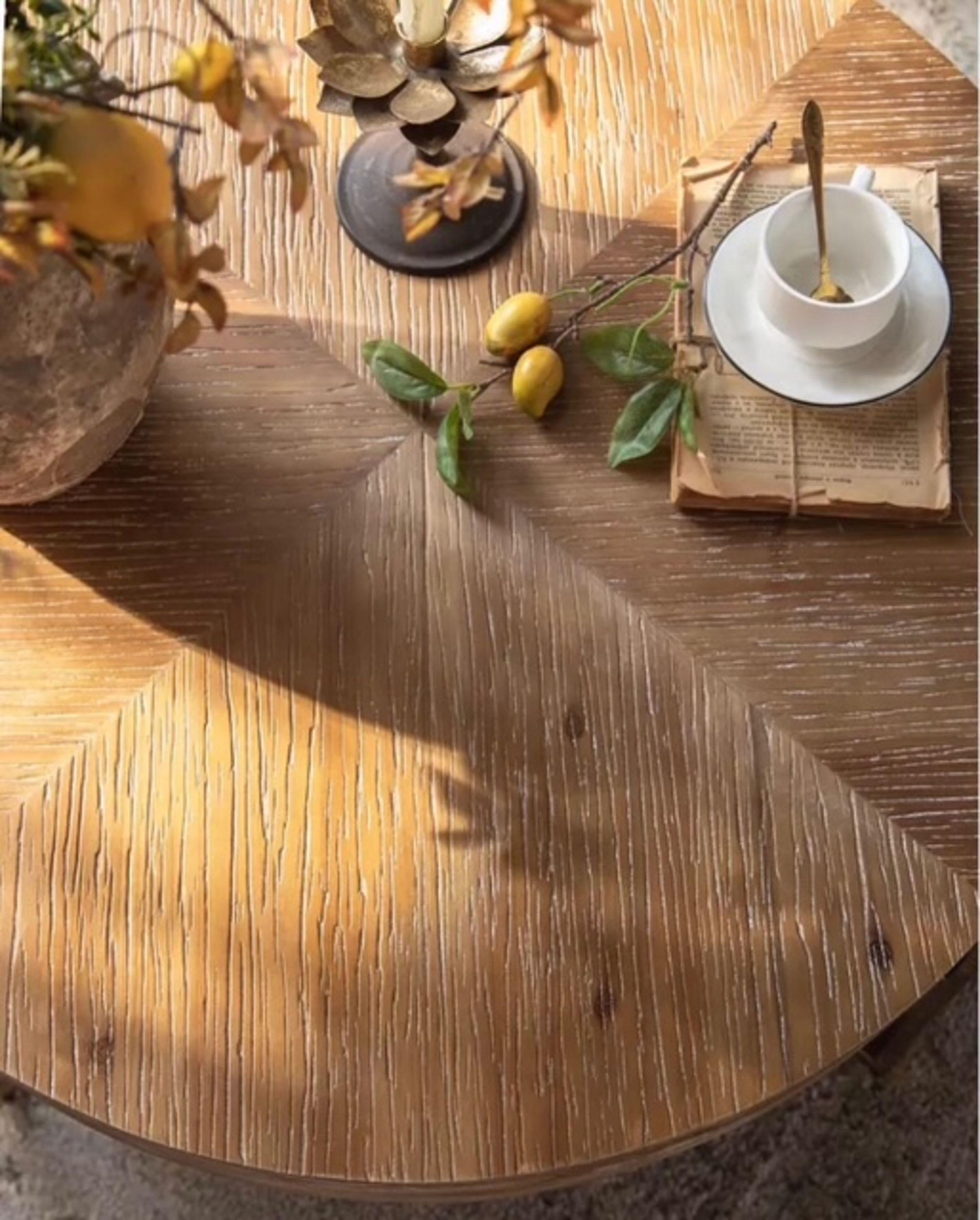 MESA CENTRO REDONDA MADERA METAL DORADO-2