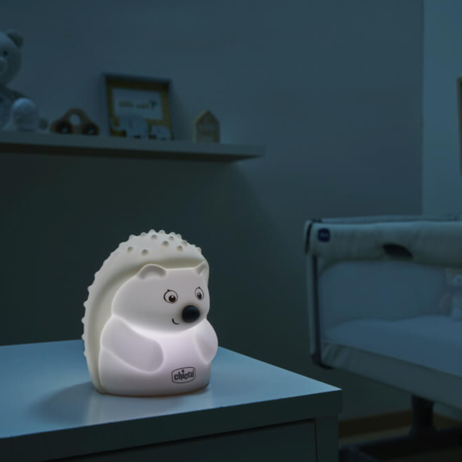 Espantacuco con Cromoterapia Puercoespín de Chicco-1