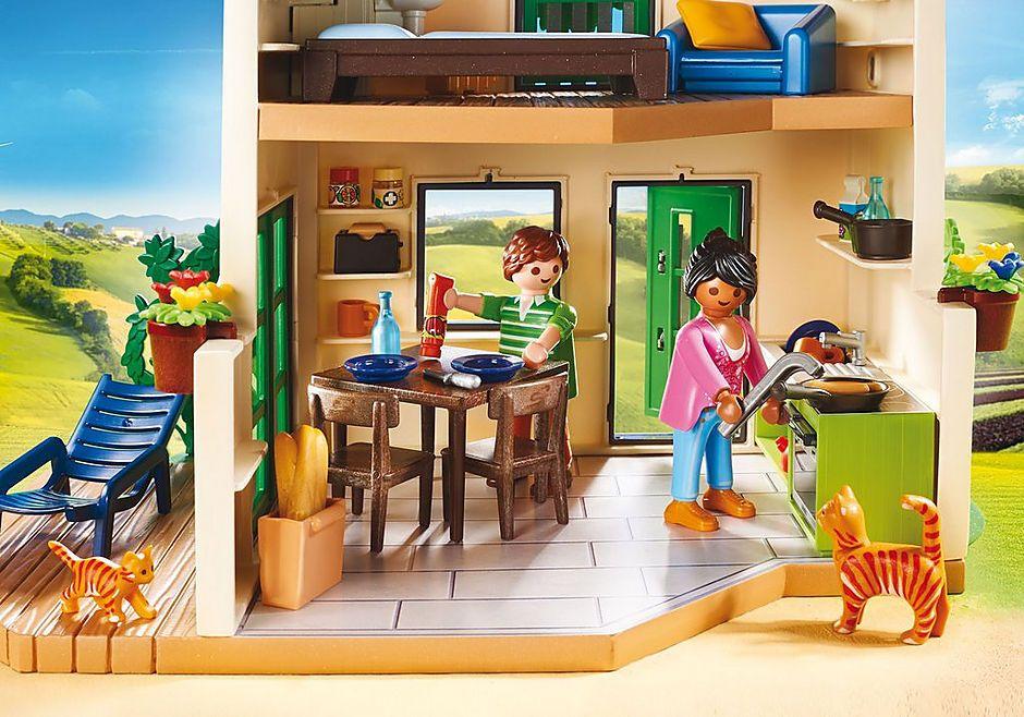 Playmobil Casa De Campo Con 2 Figuras Y Animales 70133-1