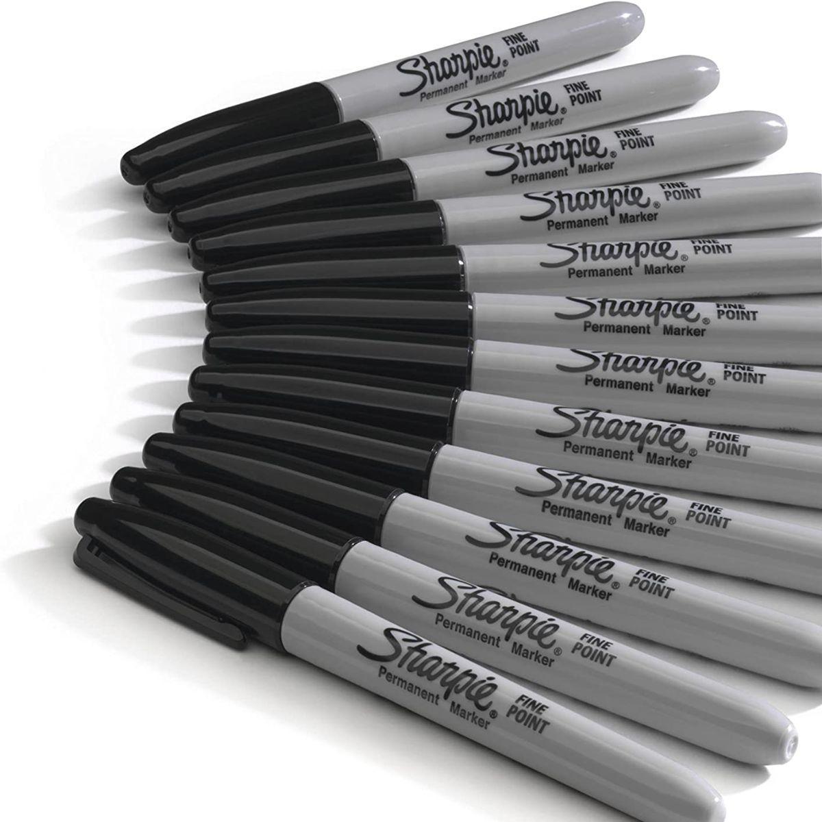 Marcador Permanente Sharpie Punta Fina Negro Caja x12+2-3