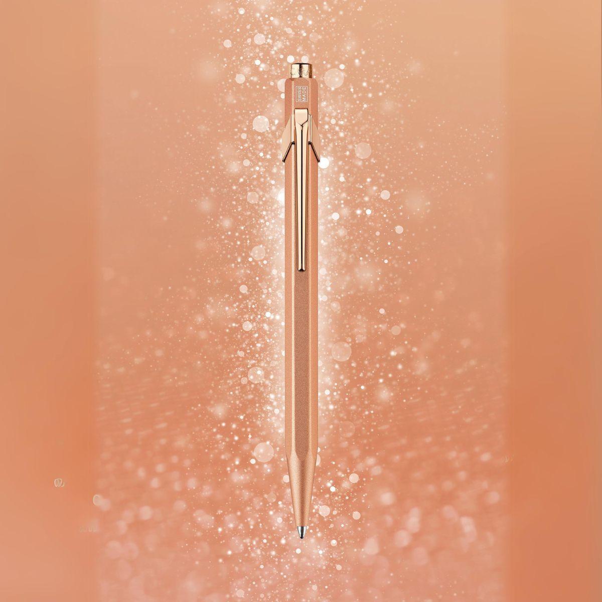 Bolígrafo Caran d Ache 849 Cobre Brut Rose-4