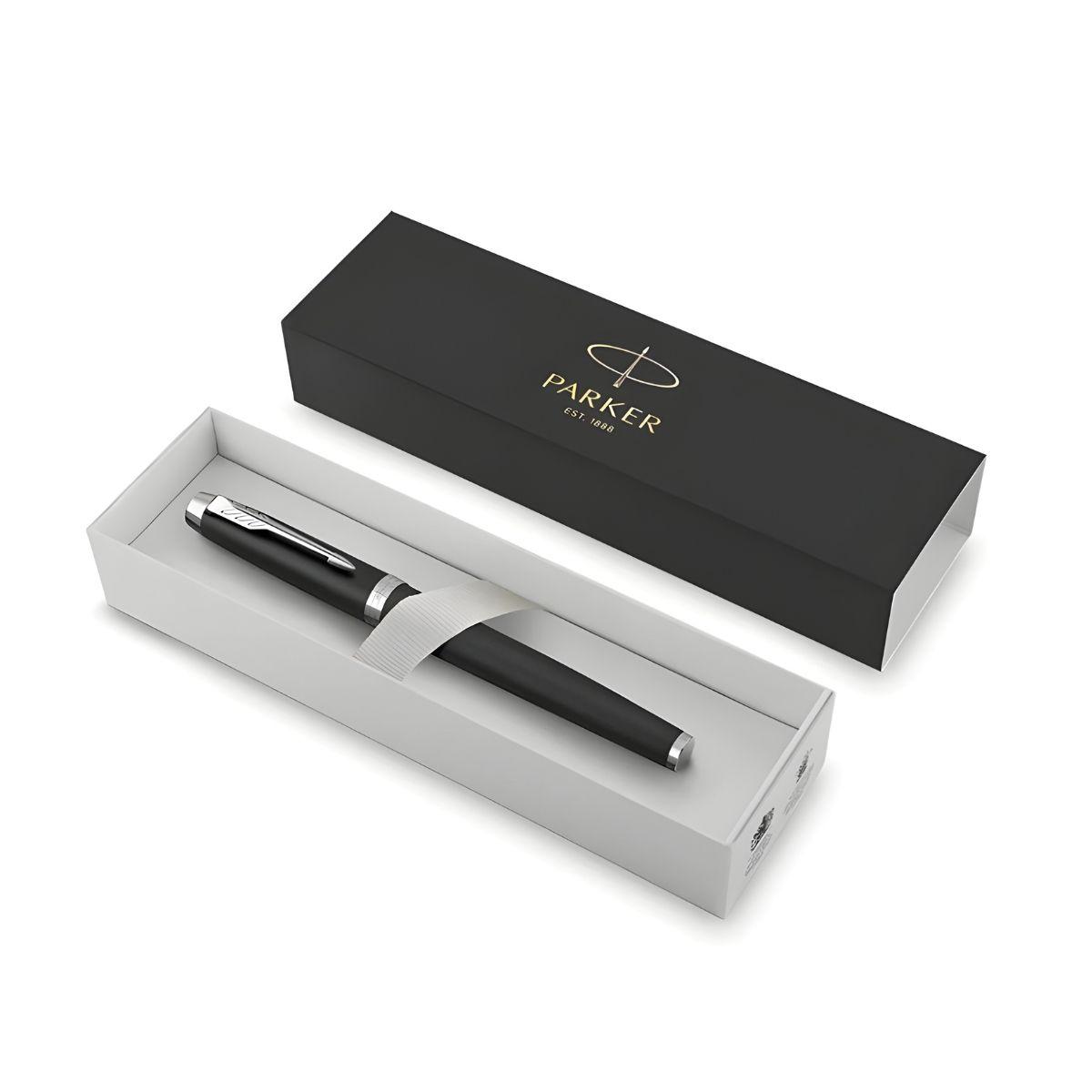 Pluma Parker IM Essential Negro Mate Tinta Azul-2