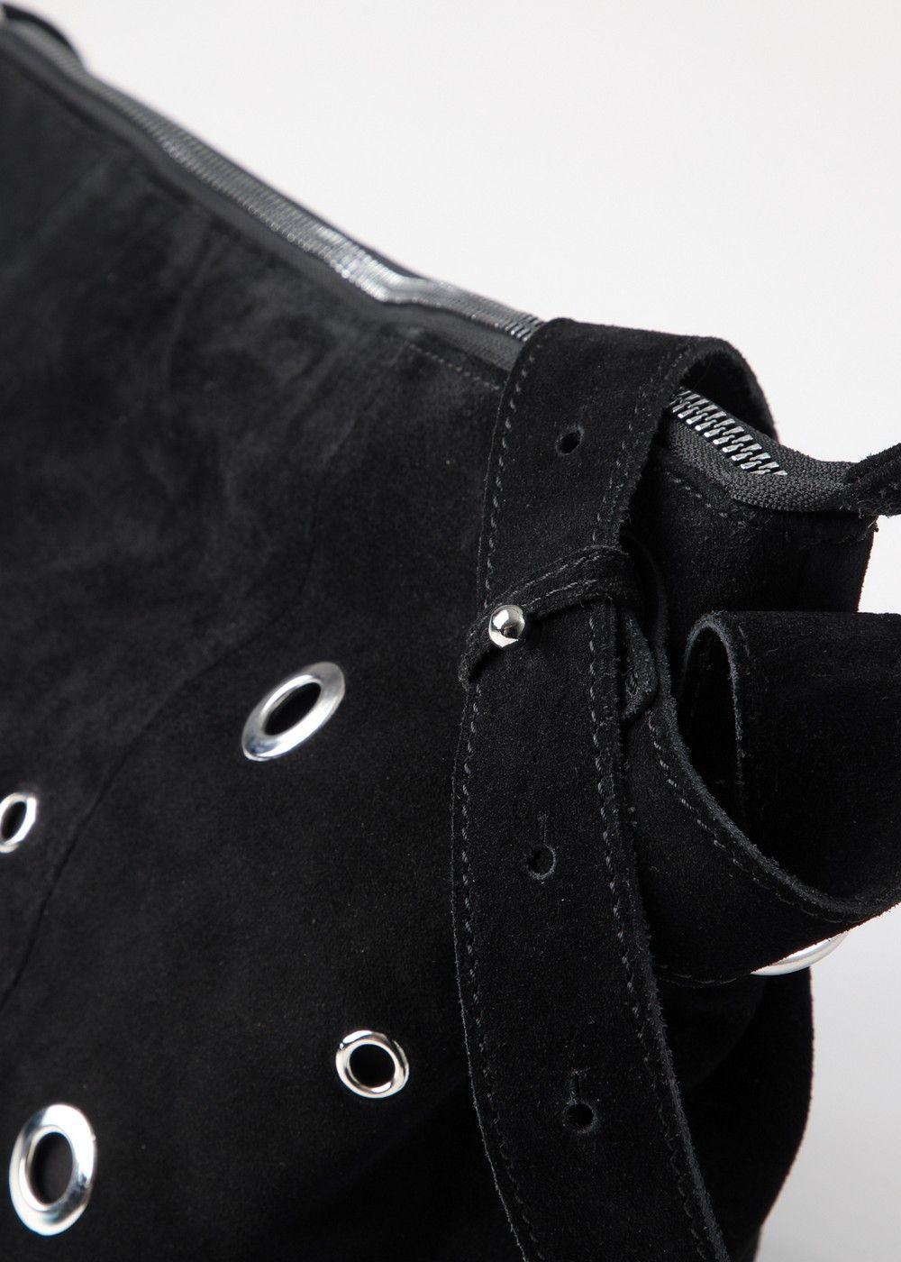Cartera Cruzada Angie Black Suede Humana-6
