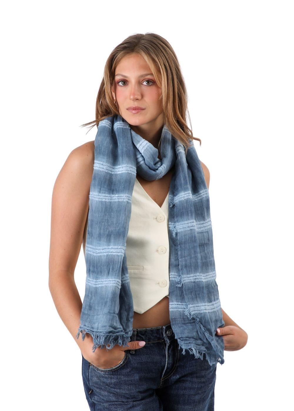 Pañuelo Liso Héctor Flecos Celeste Humana-2