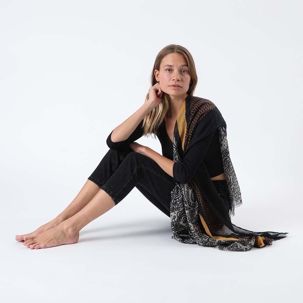 Pañuelo Estampado Kavarna Café i-D-1