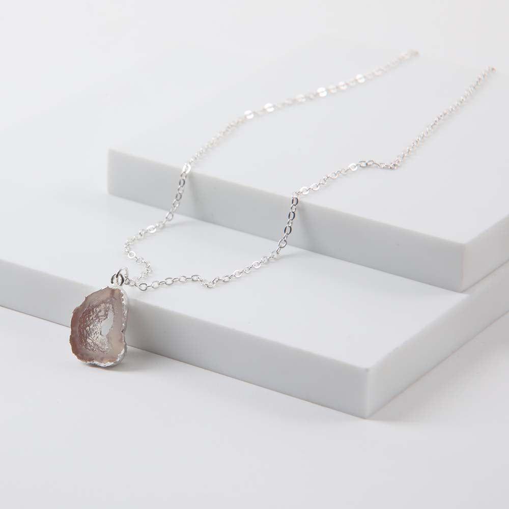 Collar Corto Benagil Morado i-D-0