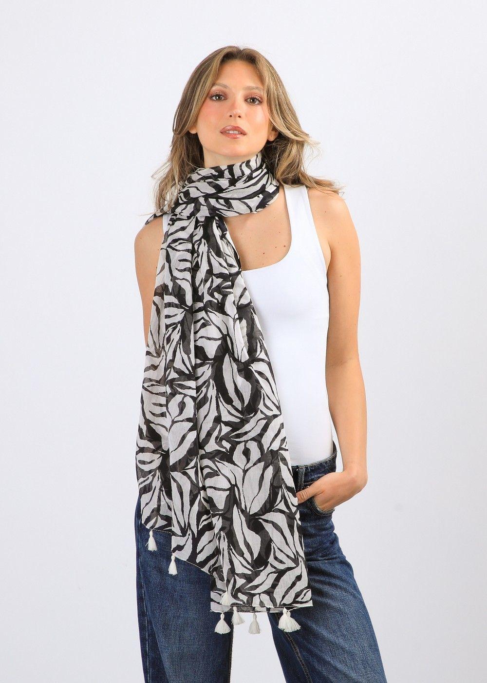 Pañuelo Estampado Ciro Black Humana-2