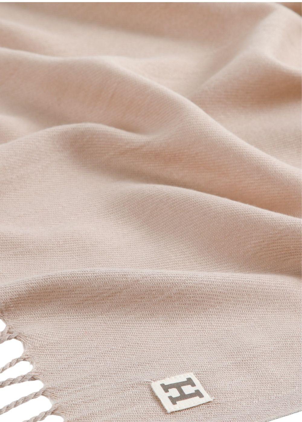 Pañuelo Liso Amelia Beige Humana-1