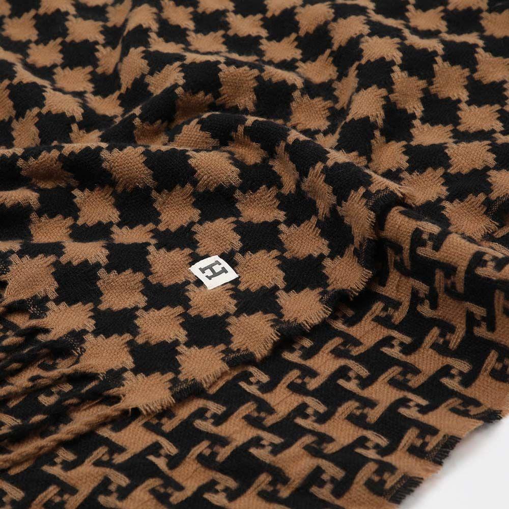 Manta Invierno Rombos Café Humana-2