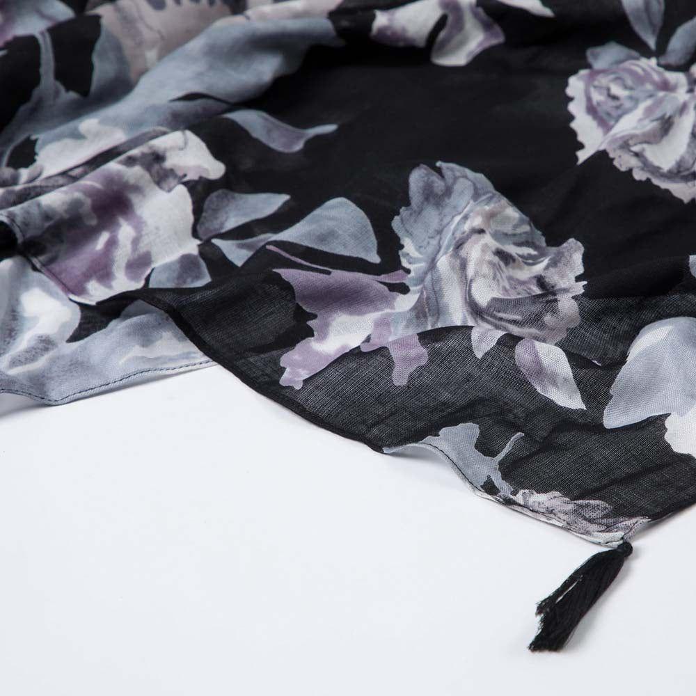 Pañuelo Estampado Flori Negro Humana-1