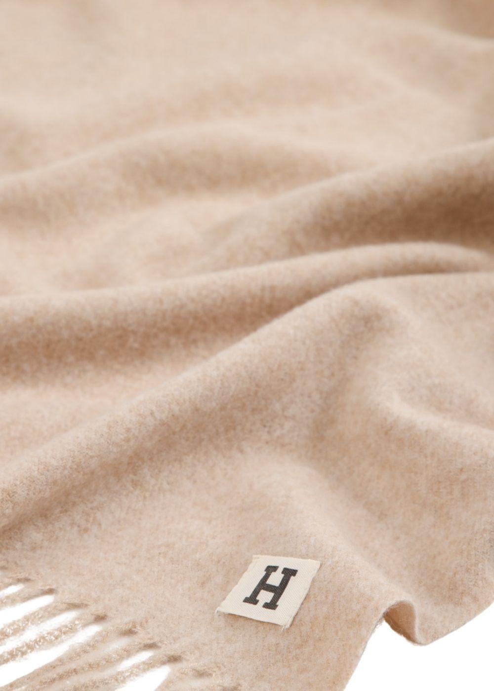 Manta  Ava Beige Humana-1