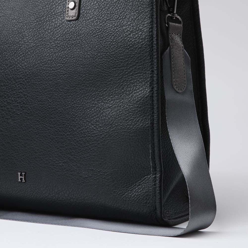 Cartera Hombro Lynda Negra Humana-3