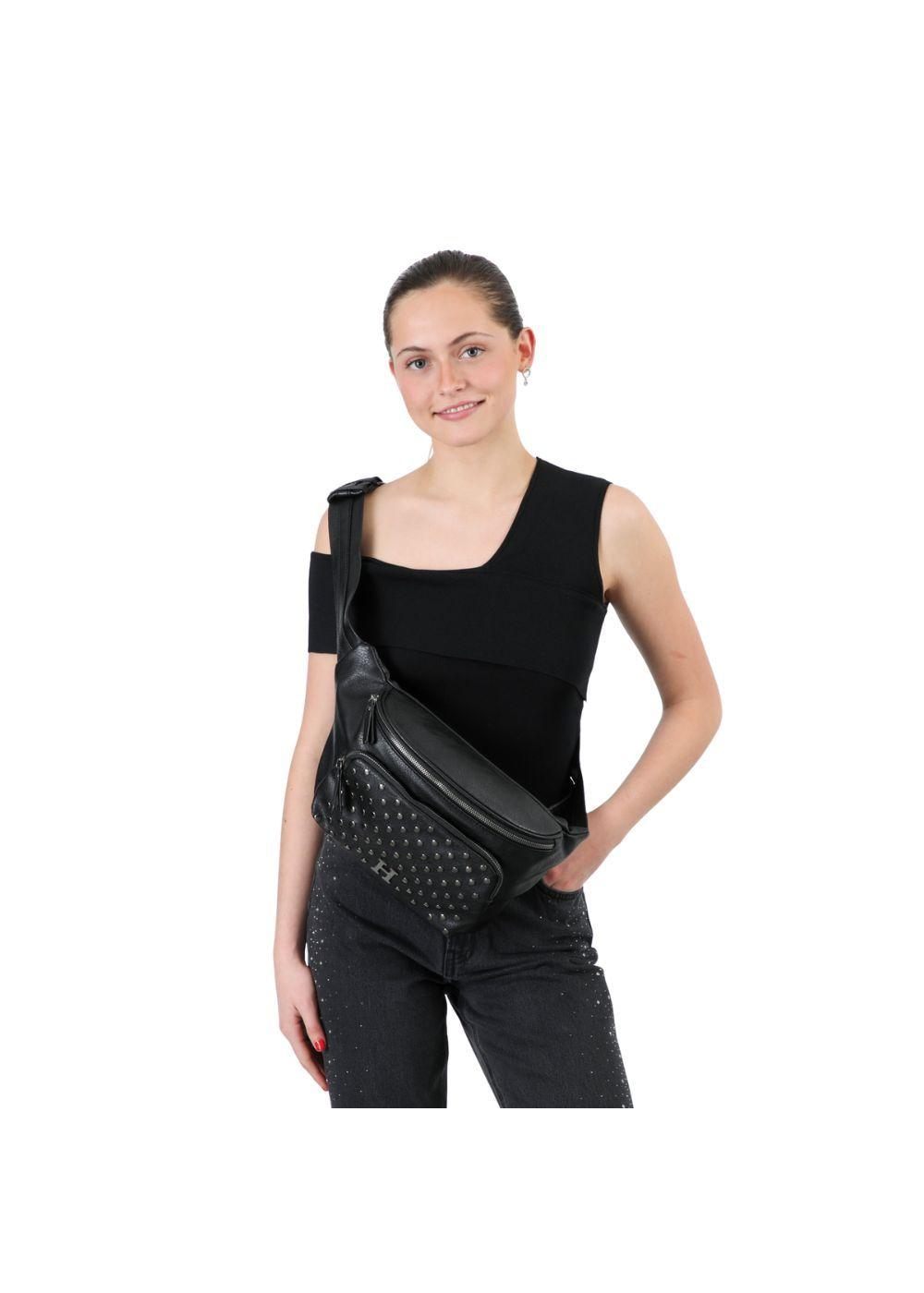 Banano Cleia Ecocuero Tachas Negro Humana-4