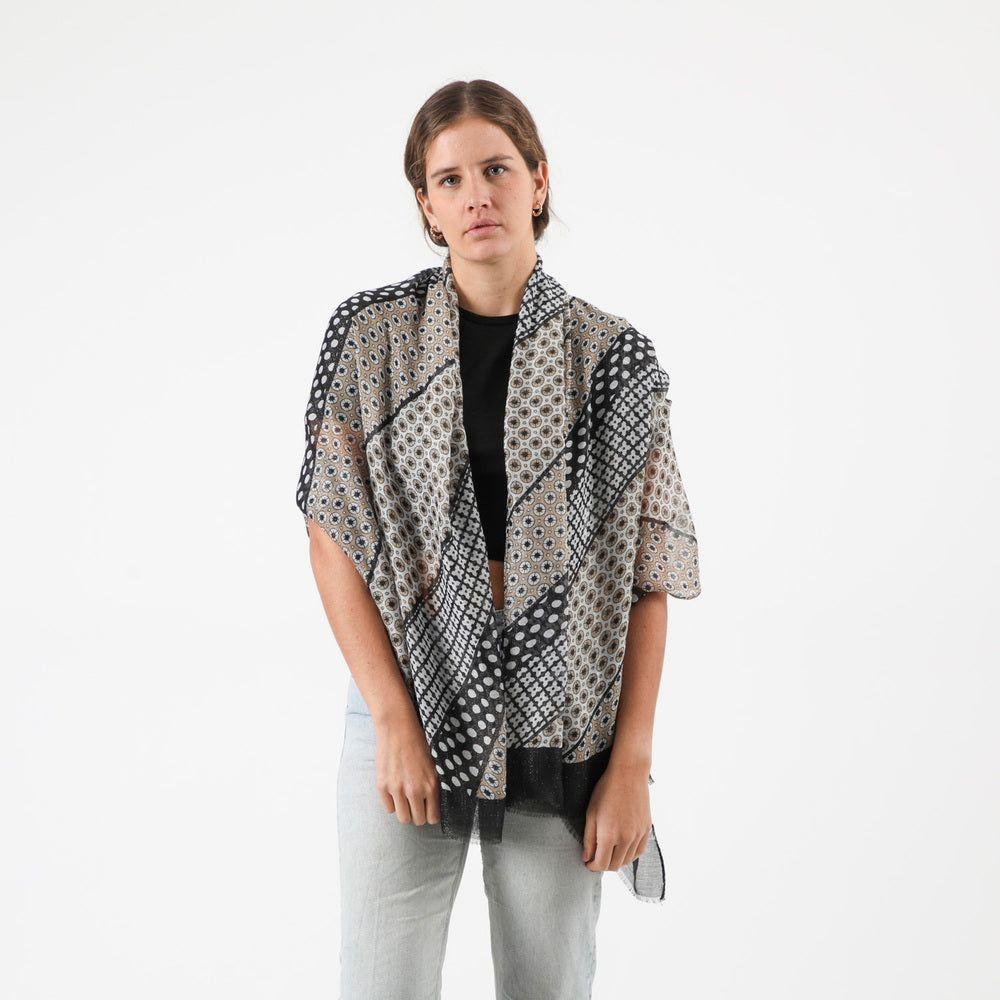 Pañuelo Estampado Regaliz Negro i-D-1