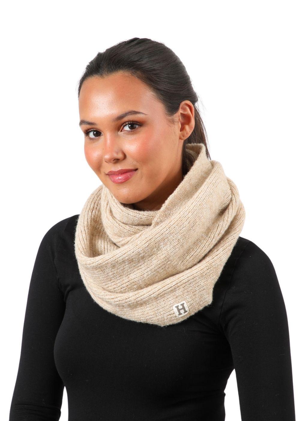 Cuello  Hilla Beige Humana-2