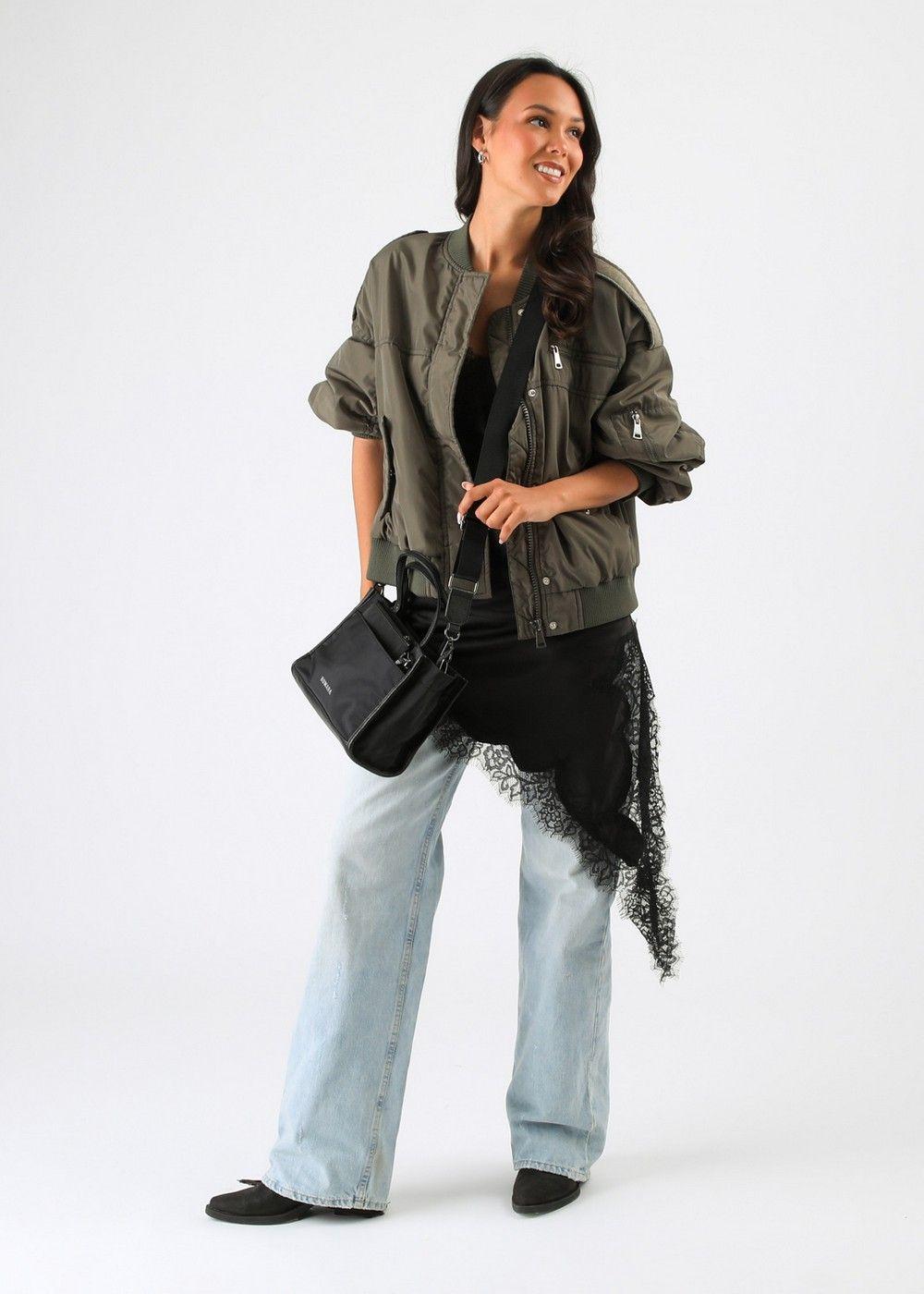 Cartera Cruzada Celia Negro Humana-4