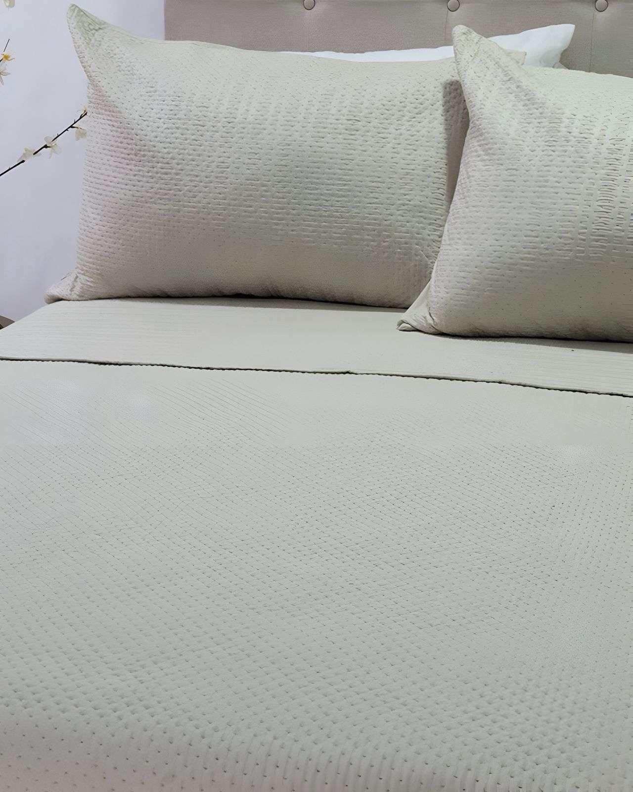 Cubrecama Colcha Quilt Boston Outboss Hotpress 2 Plazas Doral M05-3