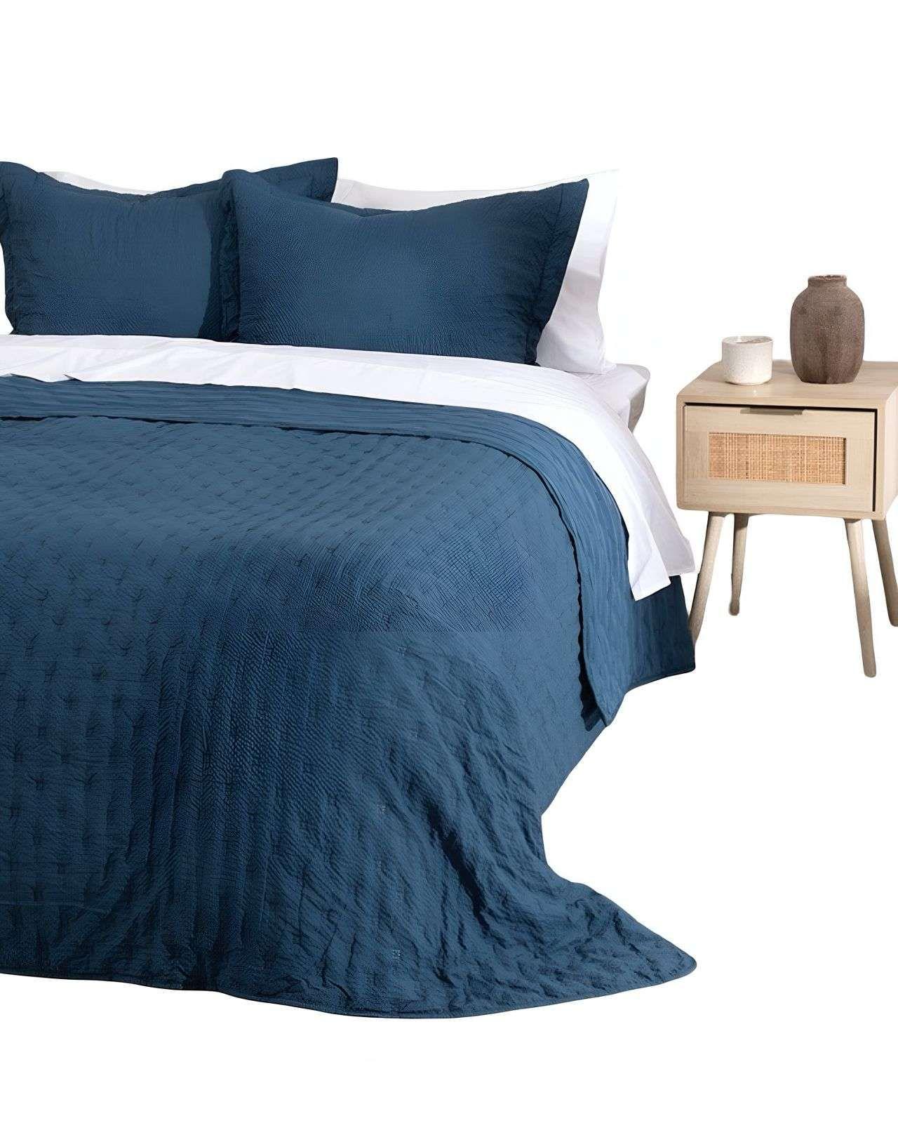 Quilt Cubrecama MAS 1 ALMOHADA DE REGALO plaza y media MF Mashini B05-3