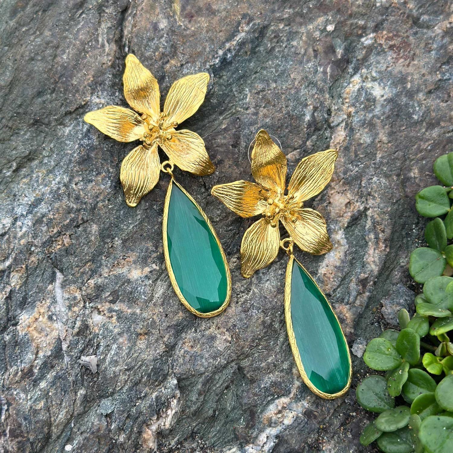 Aros Orquídea verde XL - Baño de oro 22k-1