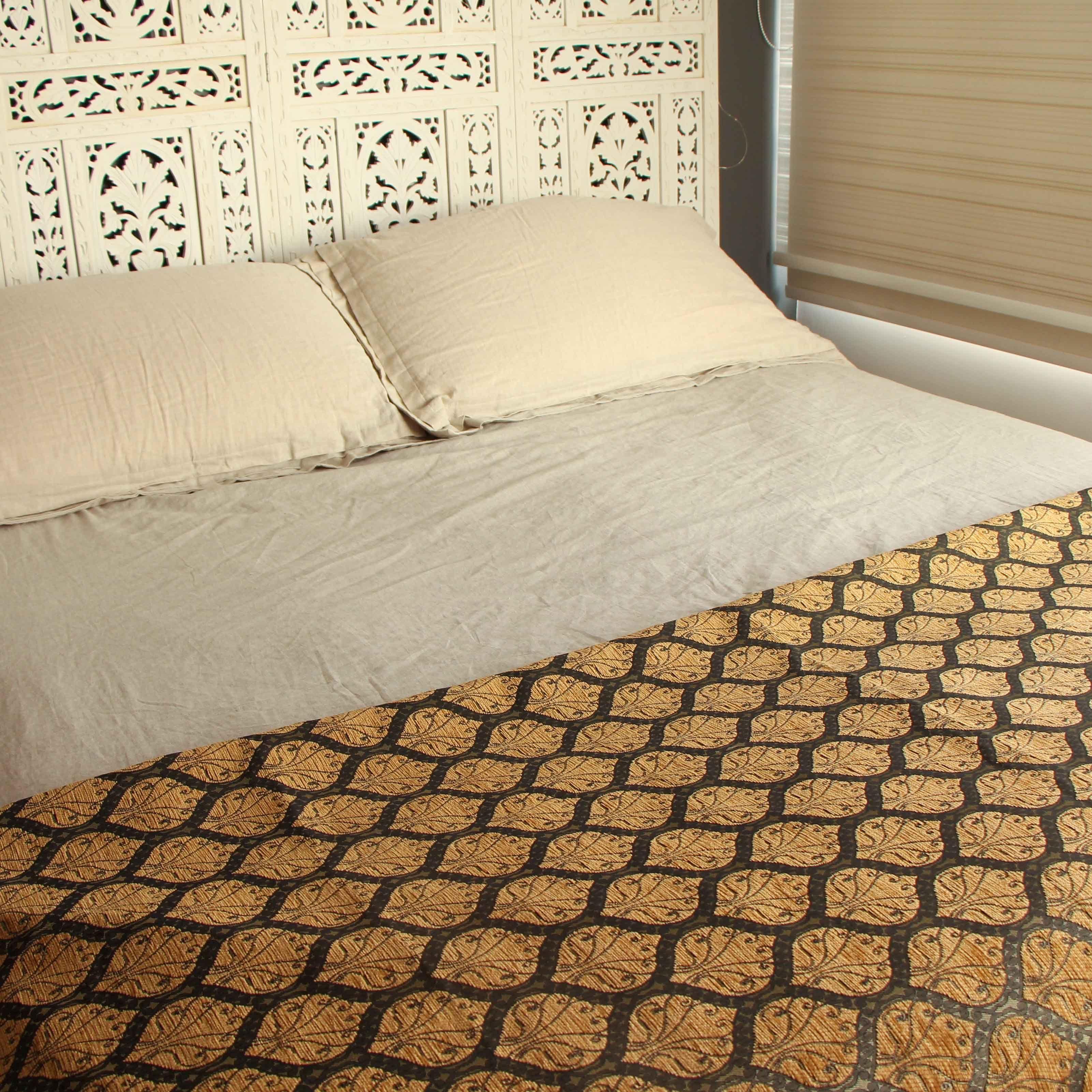 Cobertor filigrana café claro 1,60 m x 2,20 m-0