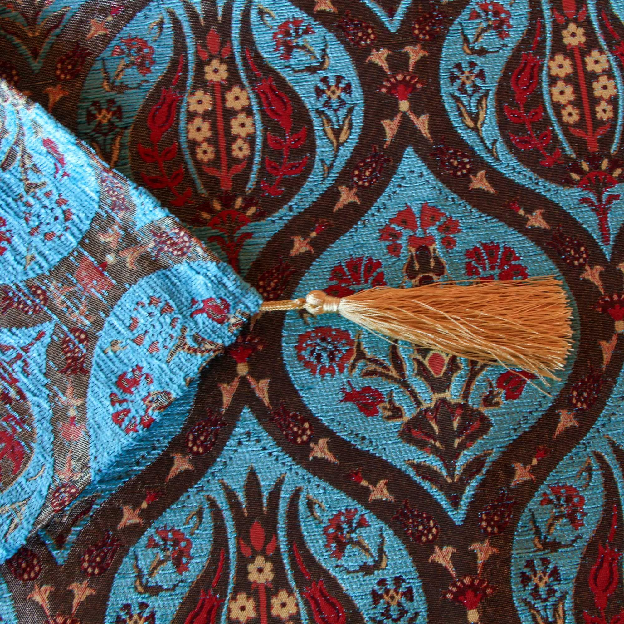 Set de piecera 2P/Queen y almohadones Tulipanes Turquesa-3