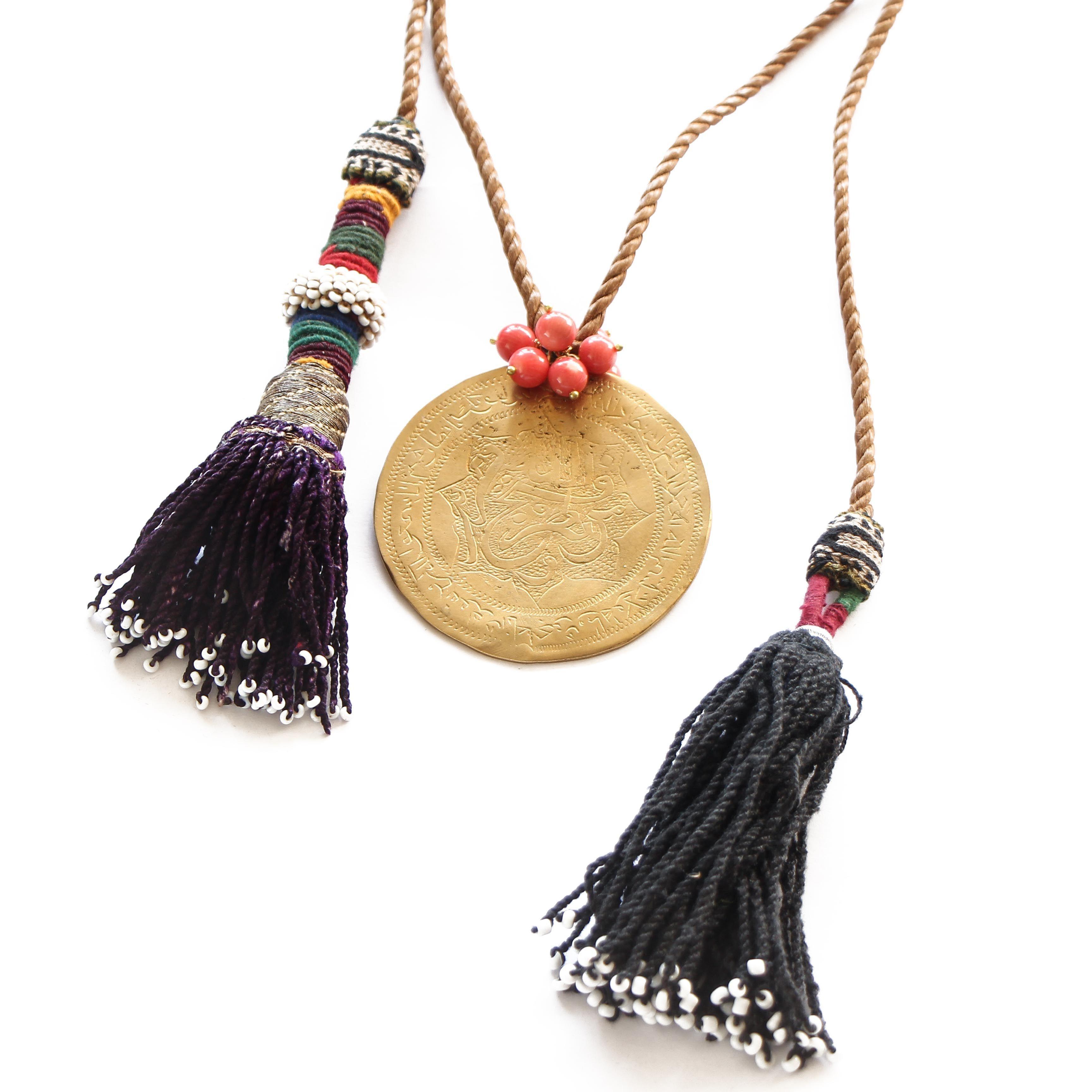 Collar Madalya tassels-0