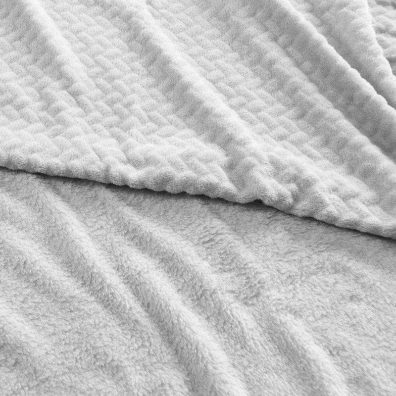 Frazada Coral Embossed King Gris-1