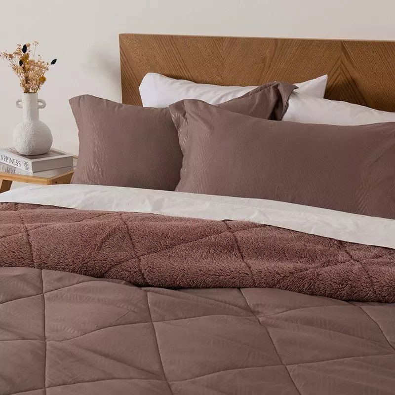 Plumon MF Emboss Sherpa King Taupe-2