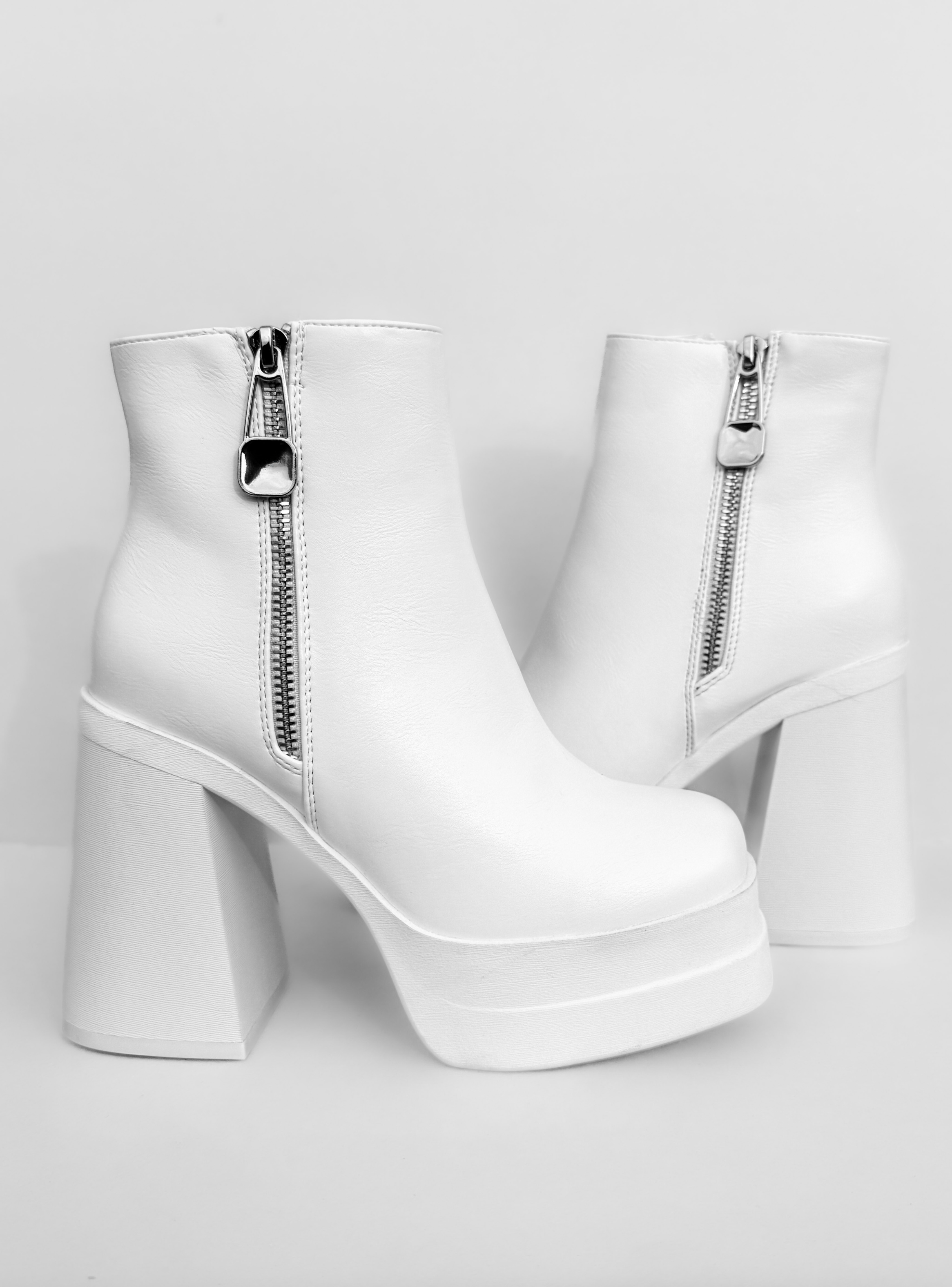 BOTIN PLATAFORMA MUJER TANIA BLANCO BELLA MODA-4