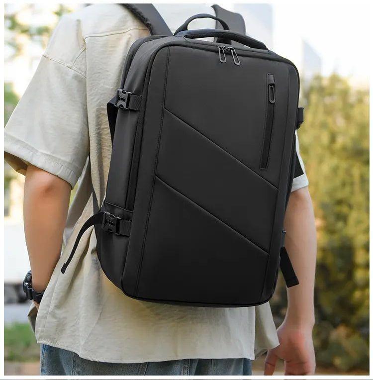 Mochila Laptop Ejecutiva Expandible USB Impermeable Antirrobo 20-39L-1