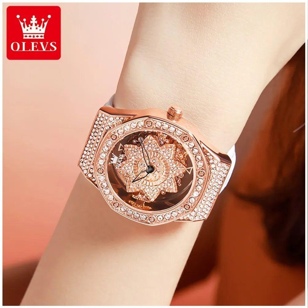 Reloj de Mujer de Lujo con Diseño Floral Rotativo y Correa de Cuero-4