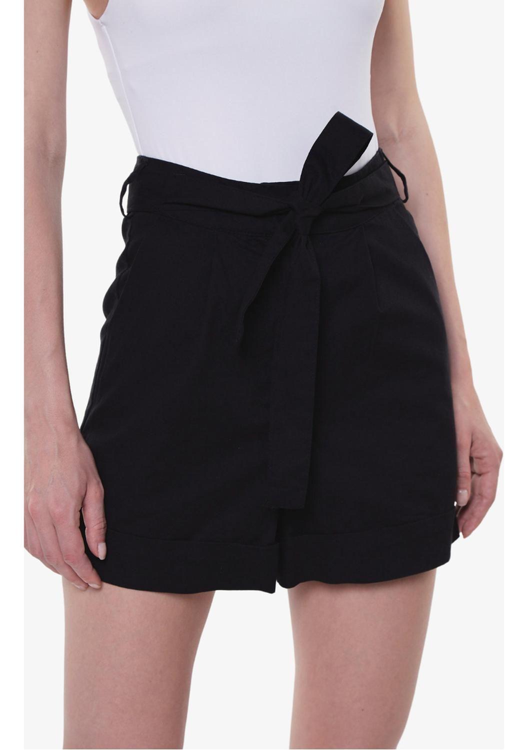 Short Sara Negro Jacinta Tienda-3