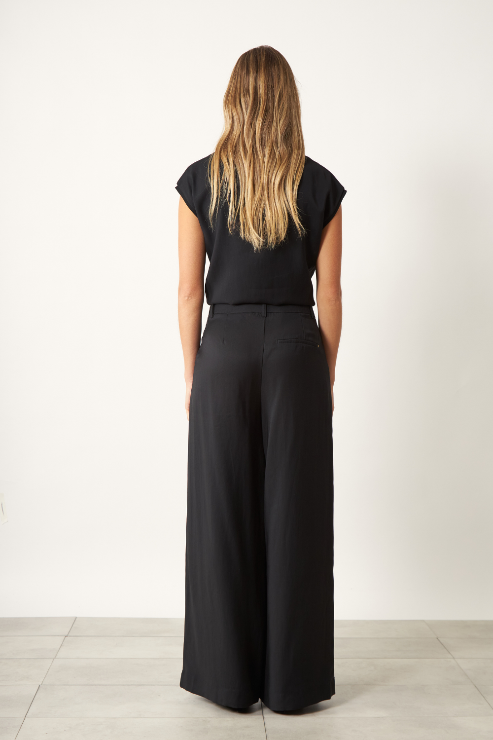 Pantalón Florencia negro Jacinta Tienda-4