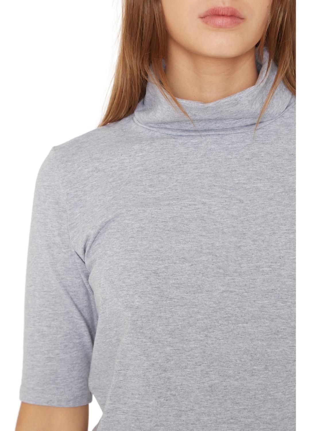 Polera Consu Iii Gris Jacinta Tienda-5