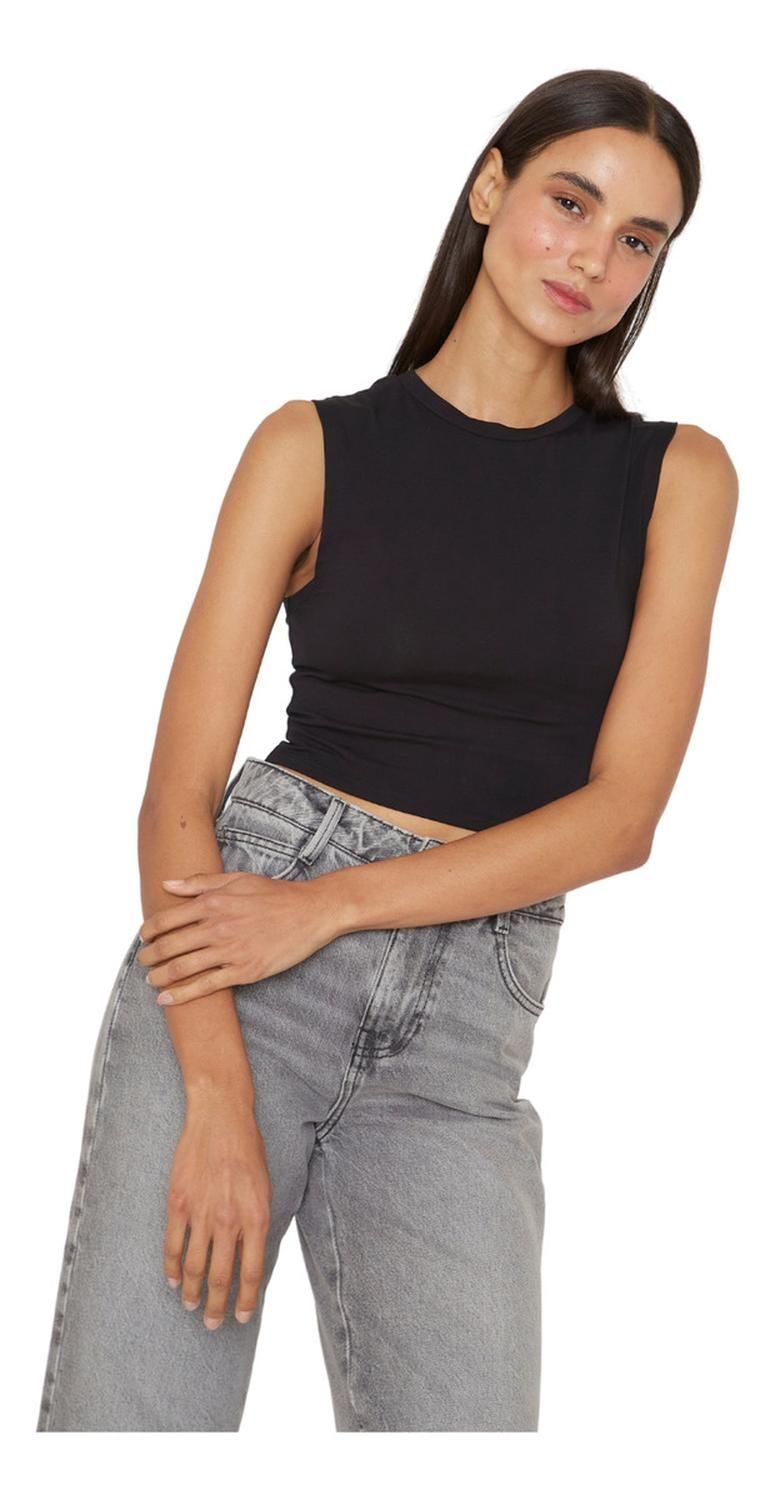 Polera Ale Negra-3