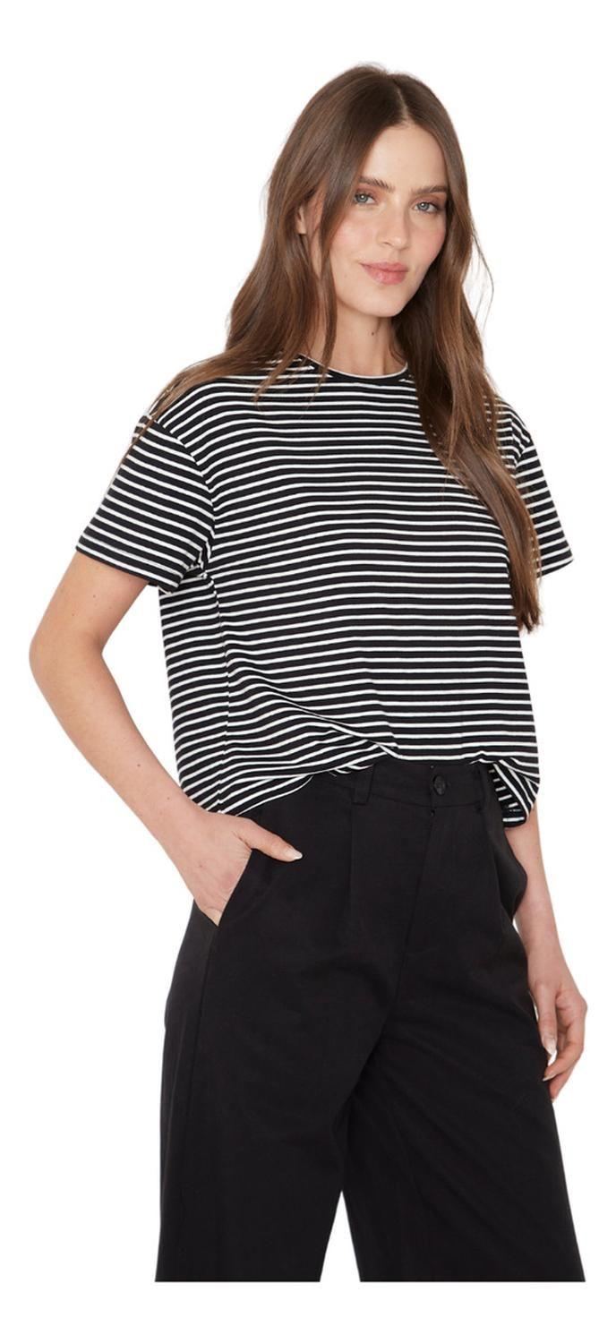 Polera Ara Negra Y Blanca Jacinta Tienda-1