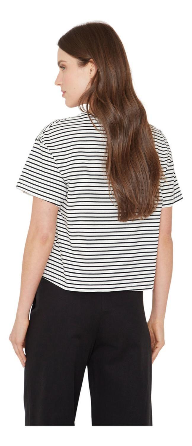 Polera Ara Blanca Y Negra Jacinta Tienda-3