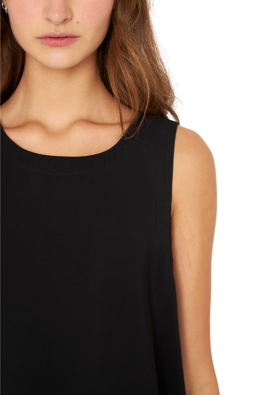 Polera Ana sin mangas negra Jacinta Tienda-4