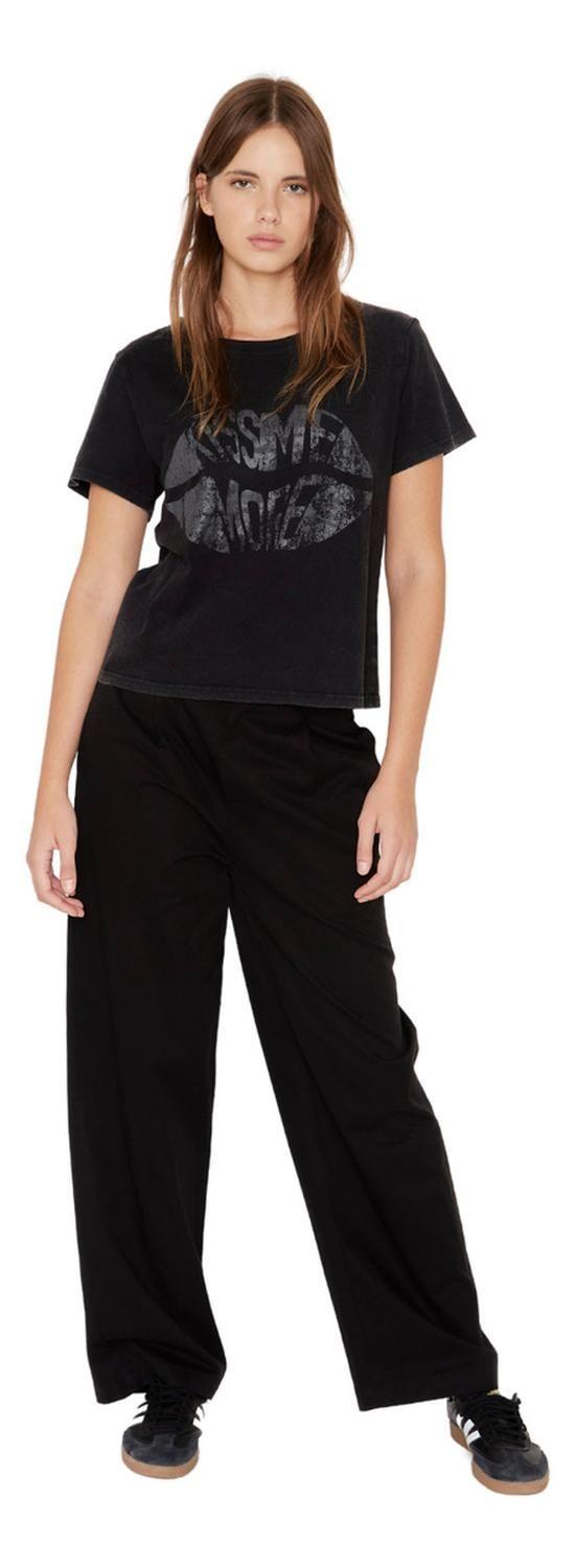 Polera Kiss Negra Jacinta Tienda-4