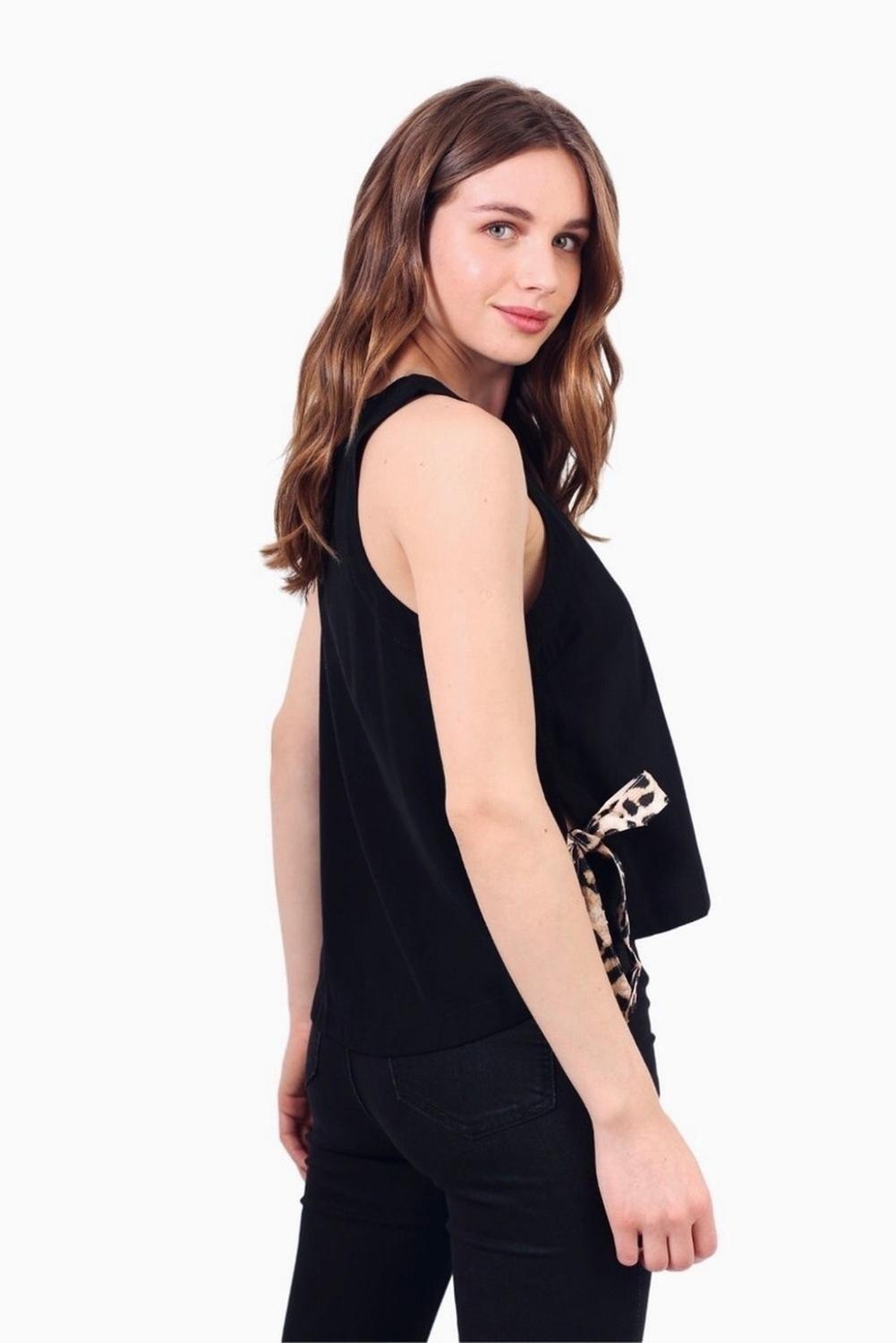 Polera Amaia Negra-3