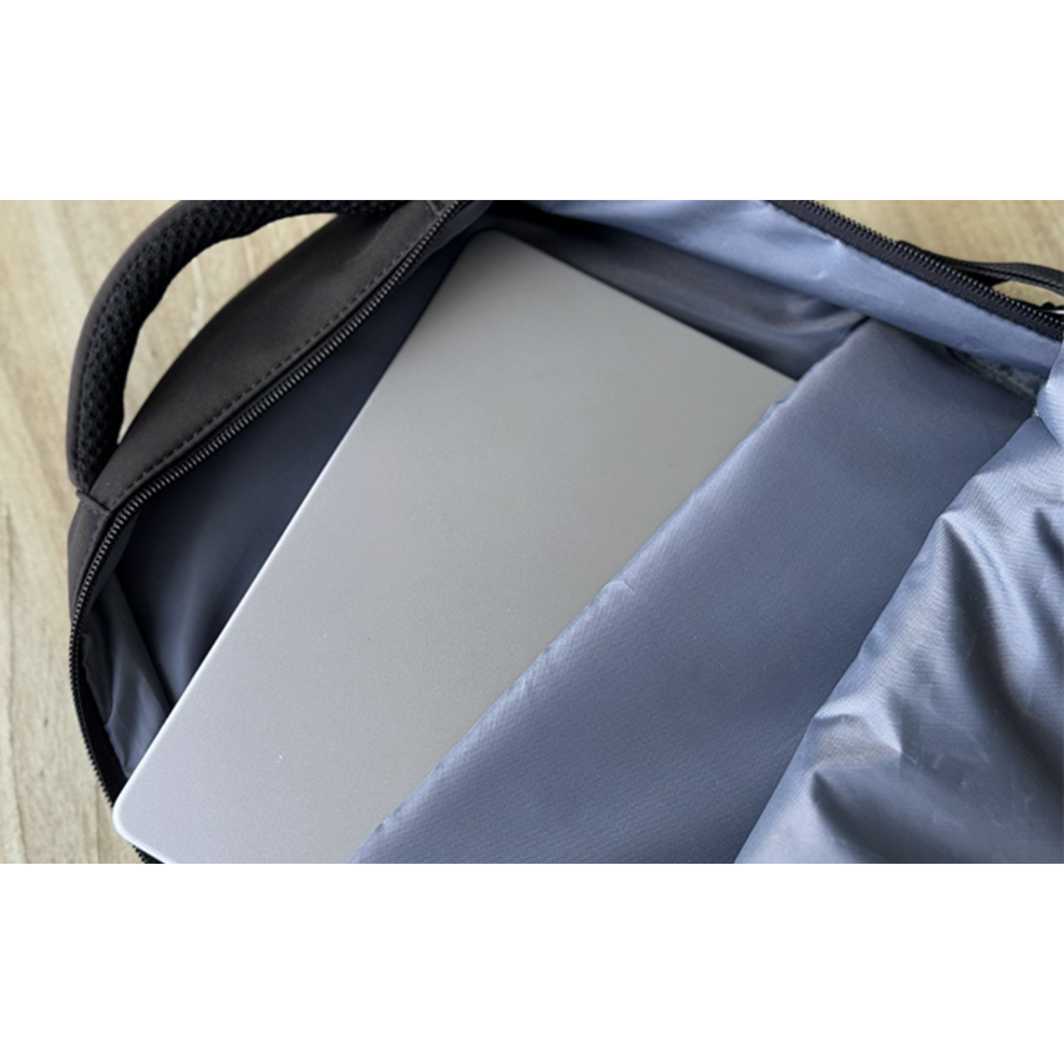 Mochila UrbanPro Notebook 15.6" Negro-5