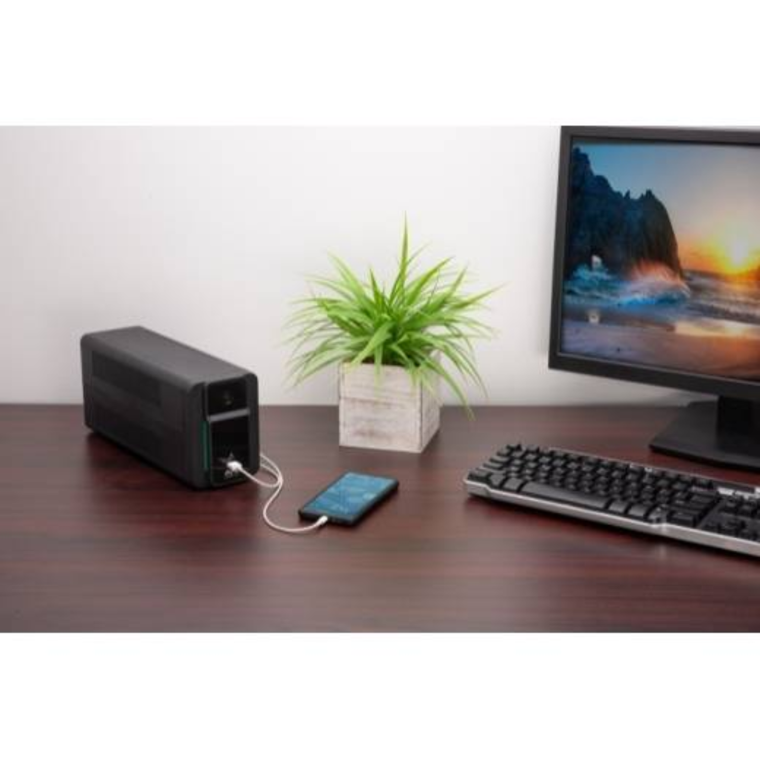APC UPS 700VA 360W Torre Interactiva Easy BVX 230V Out-5