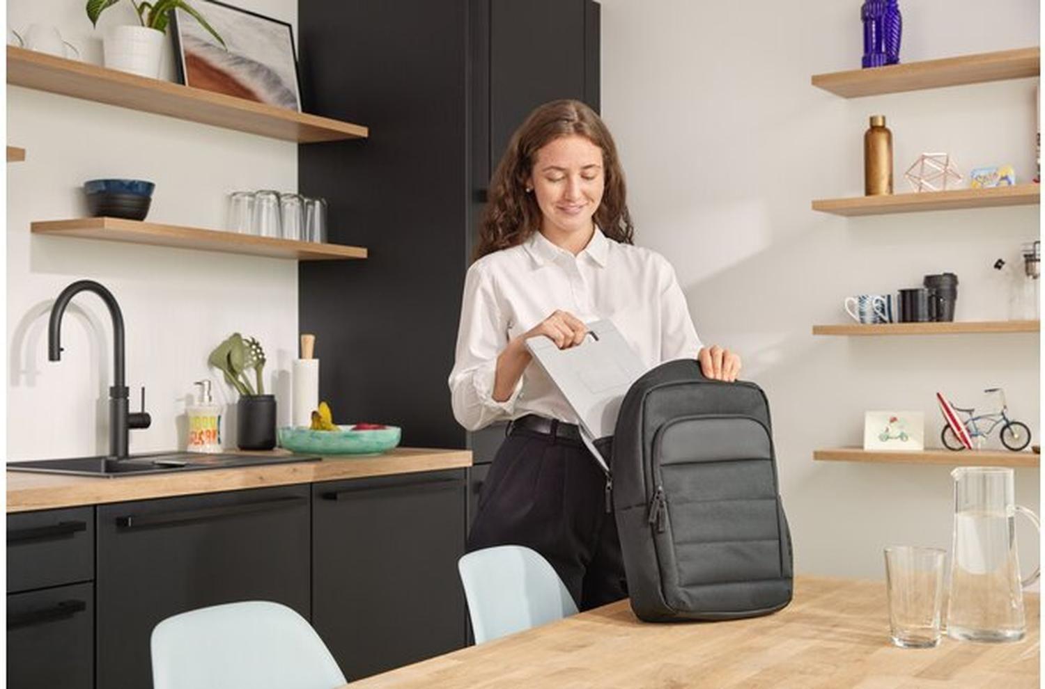 Mochila EQ para Notebook 14" Negro-8