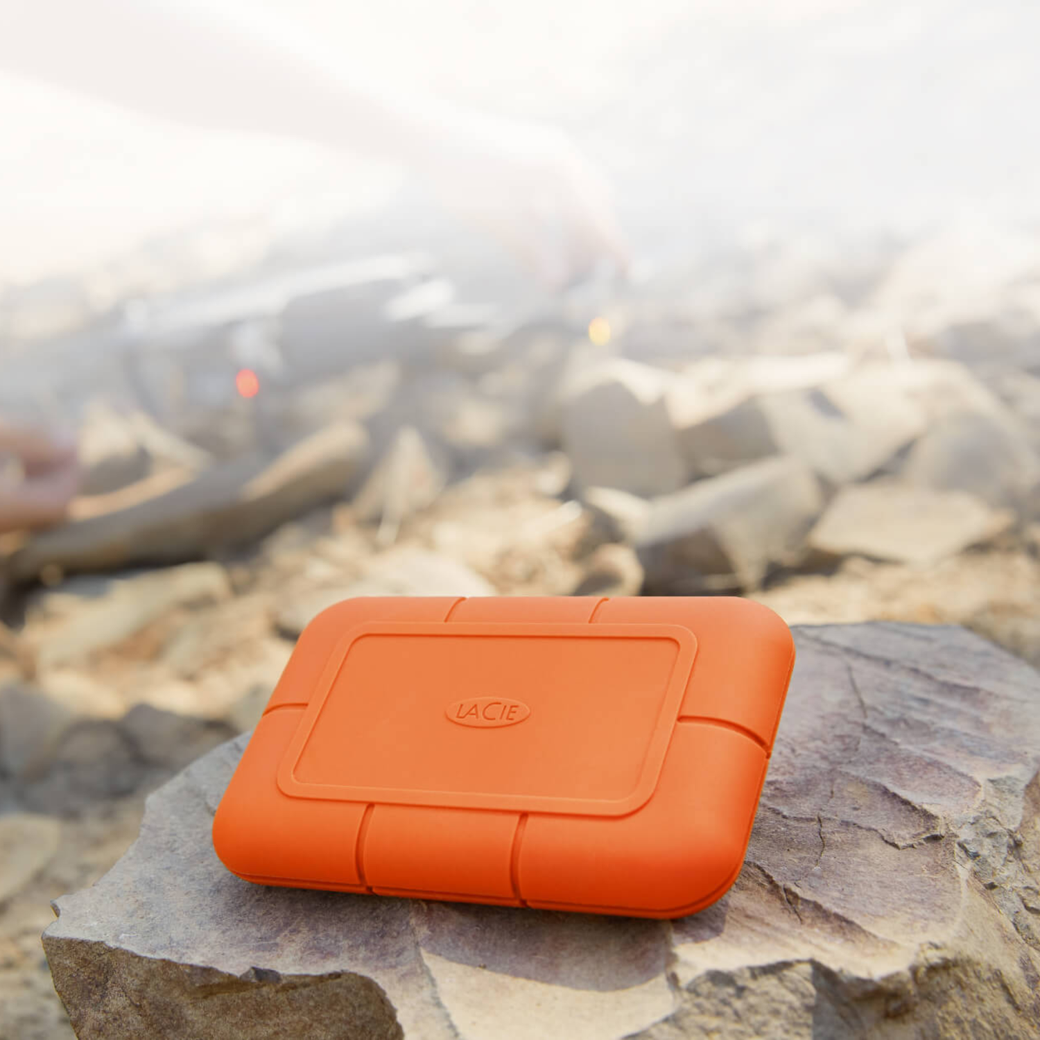 Disco Duro Externo 2TB LaCie Rugged-3