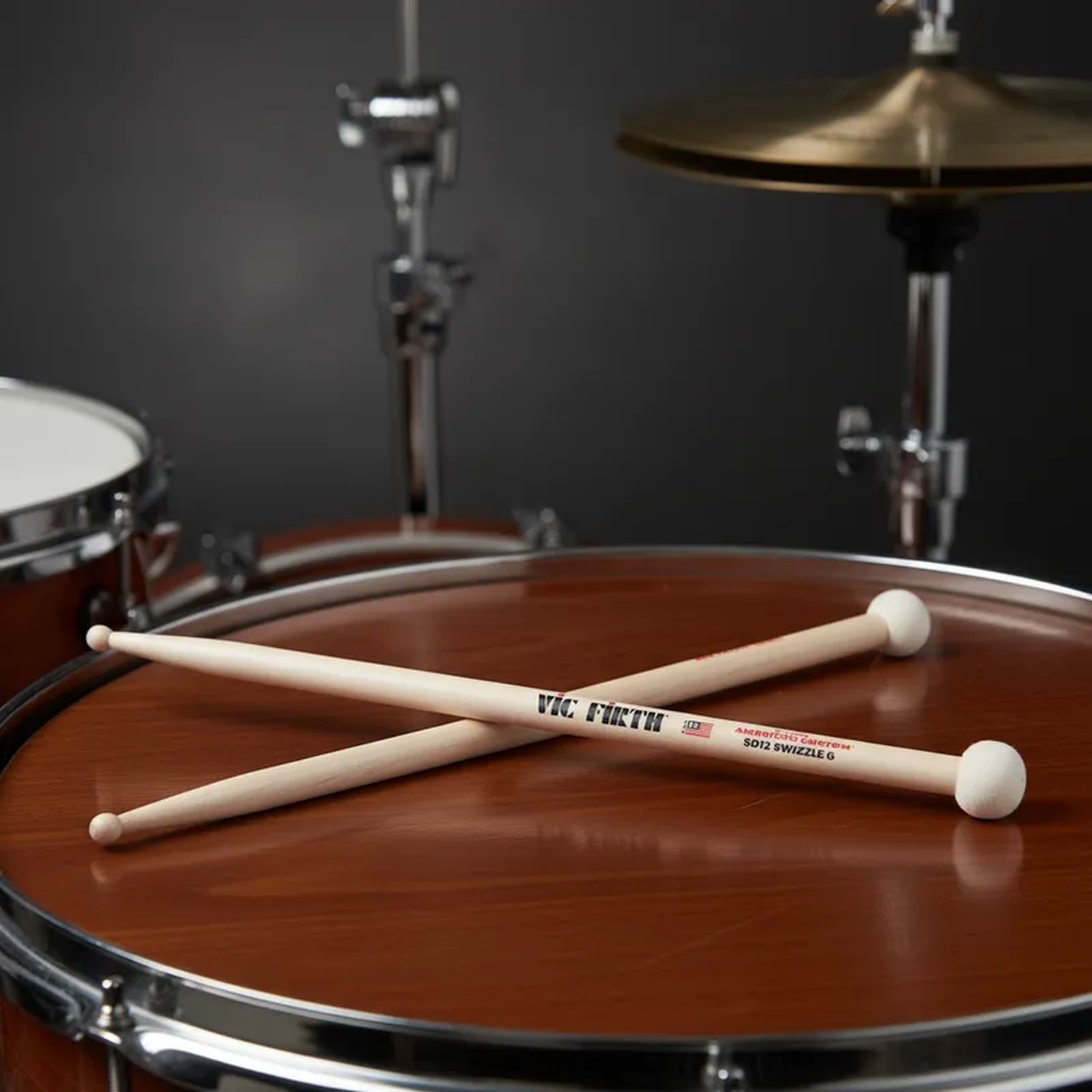 Baquetas Vic Firth American Custom S12 Swizzle General Mallet-3