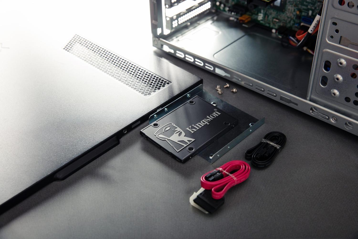 Disco Estado Sólido Interno Kingston KC600 1,02TB 2.5"-5
