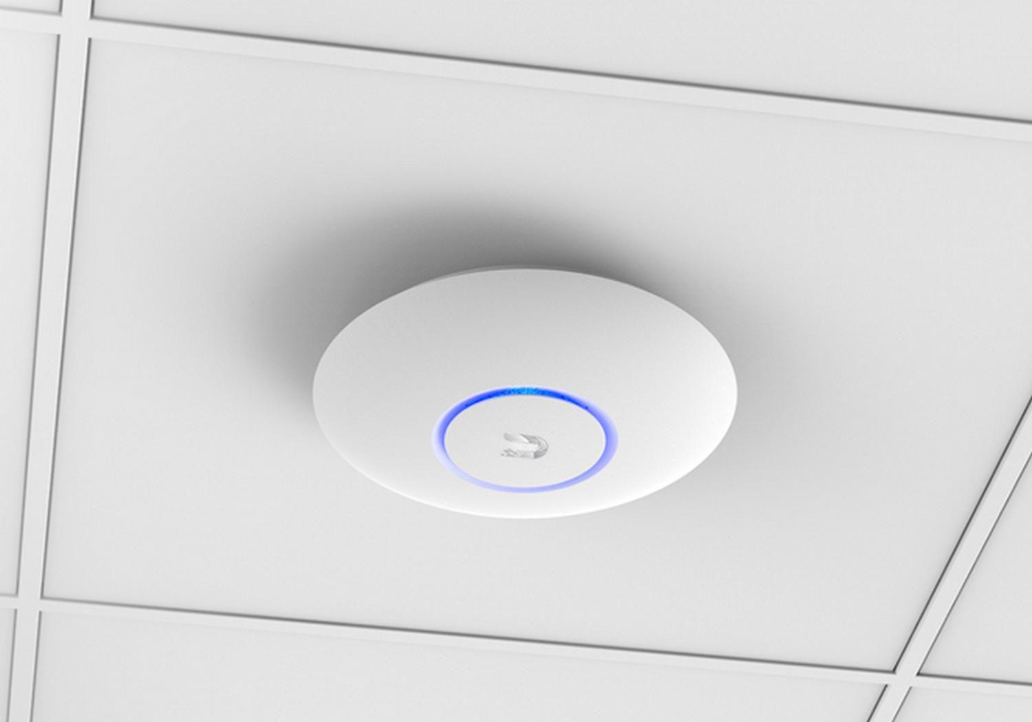Punto de Acceso Inalámbrico Ubiquiti UAP-AC-PRO PoE-4