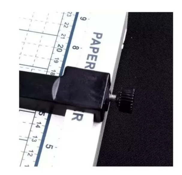 Guillotina Metálica 25 X 30 Cm Cuchilla Auto afilable 12 Hoja-3